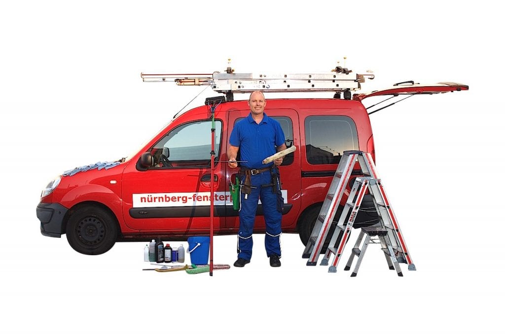 fensterrputzer-nuernberg-fensterreinigungsauto-rote-firmenwagen-fensterreinigungswerkzeug-leiter-fensterwischer