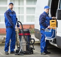 zwei-fensterputzer-nuernberg-gebäudereiniger-reinigungsfirma nürnberg-https://preispasst.de-erlangen-fuerth