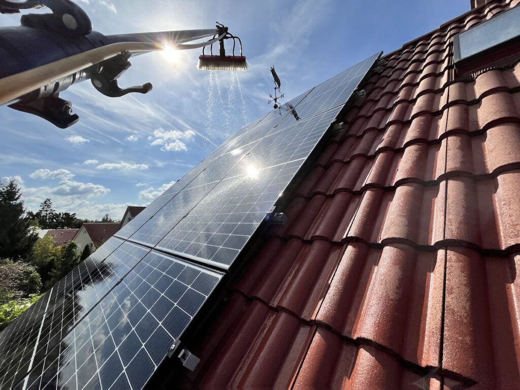 pv-reinigung-solarreinigung-preispasst.de-photovoltaik-nuernberg